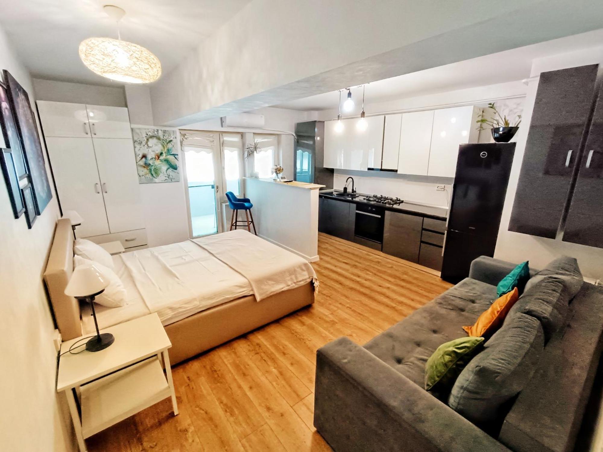 Airport High Class & Parking Apartment Iasi Ngoại thất bức ảnh