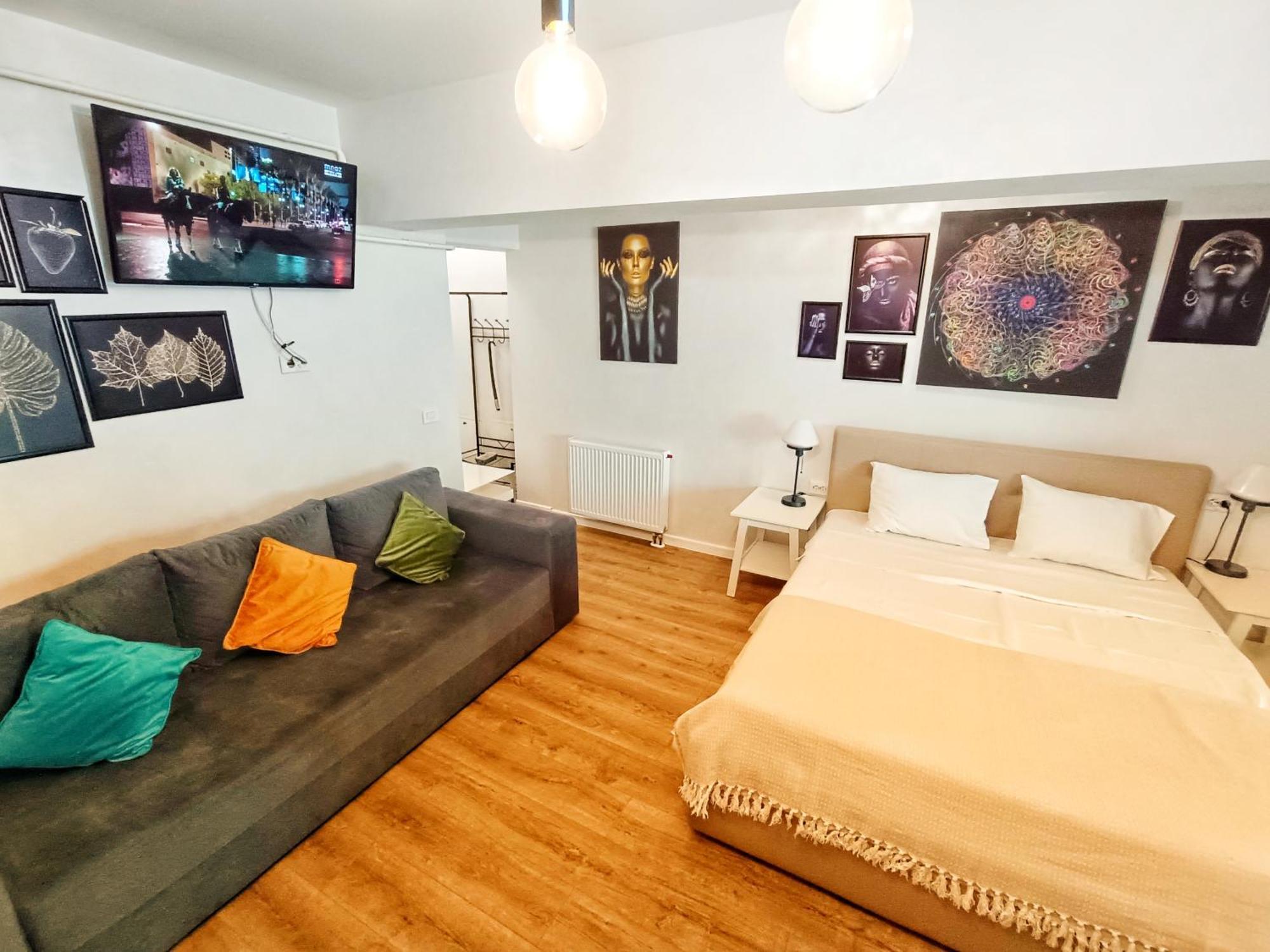 Airport High Class & Parking Apartment Iasi Ngoại thất bức ảnh