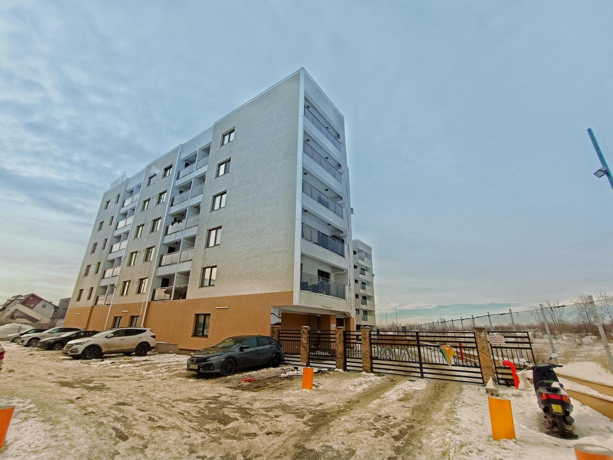 Airport High Class & Parking Apartment Iasi Ngoại thất bức ảnh